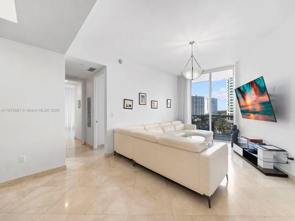 15901 Collins Ave 405, Sunny Isles Beach FL 33160