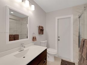 3500 N Park Rd, Hollywood FL 33021