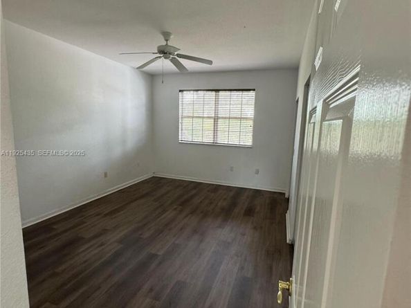 669 NW 42nd Ave, Plantation FL 33317