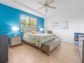 11324 NW 74th Ter, Doral FL 33178