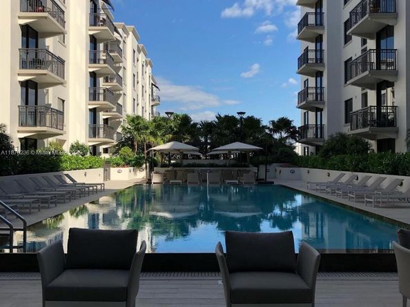 301 Altara Ave 619, Coral Gables FL 33146