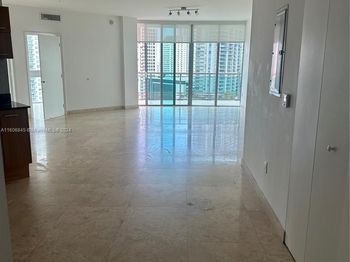 350 S Miami Ave