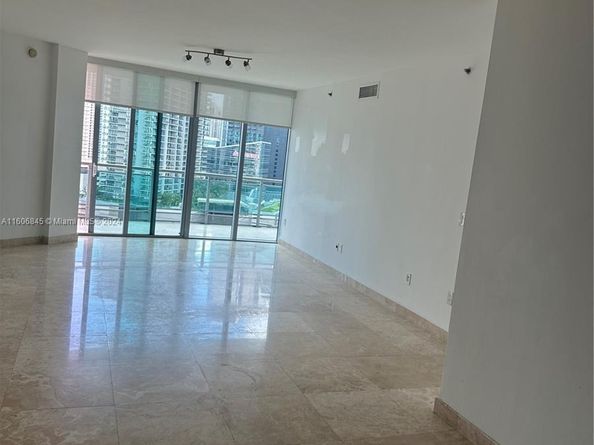 350 S Miami Ave 2302, Miami FL 33130
