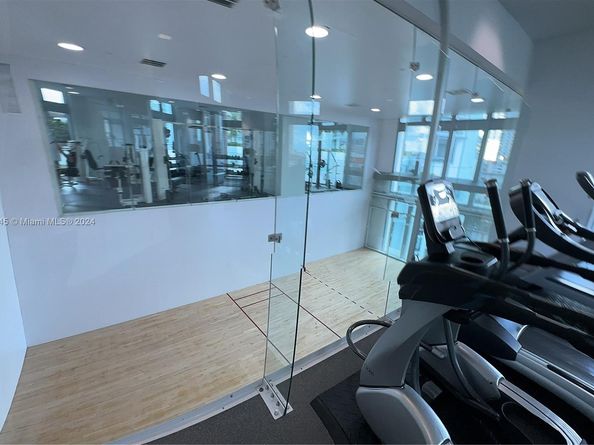 350 S Miami Ave 2302, Miami FL 33130