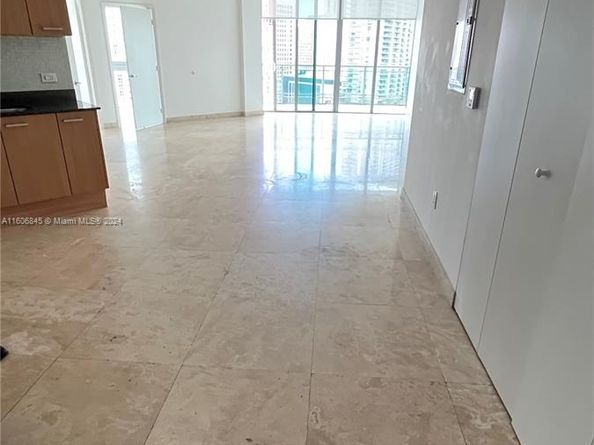 350 S Miami Ave 2302, Miami FL 33130