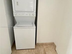 350 S Miami Ave 2302, Miami FL 33130