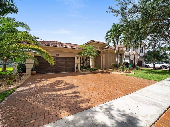 19230 SW 30th St, Miramar FL 33029