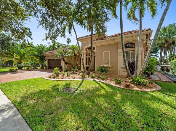 19230 SW 30th St, Miramar FL 33029