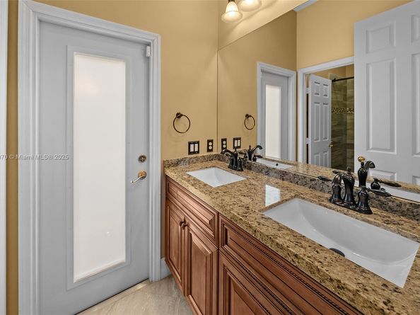 19230 SW 30th St, Miramar FL 33029