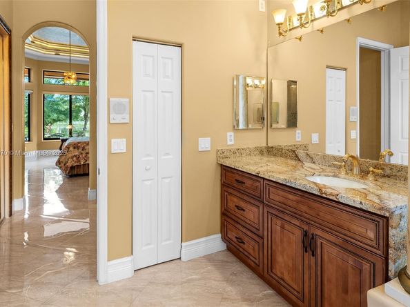 19230 SW 30th St, Miramar FL 33029