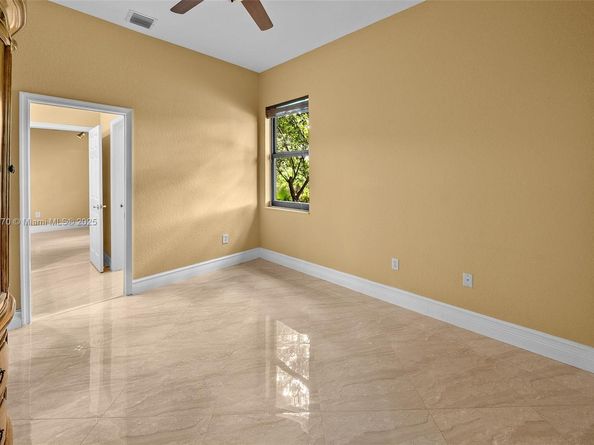 19230 SW 30th St, Miramar FL 33029