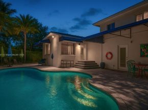 100 NE 123rd St, North Miami FL 33161