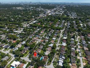 100 NE 123rd St, North Miami FL 33161