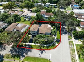 100 NE 123rd St, North Miami FL 33161