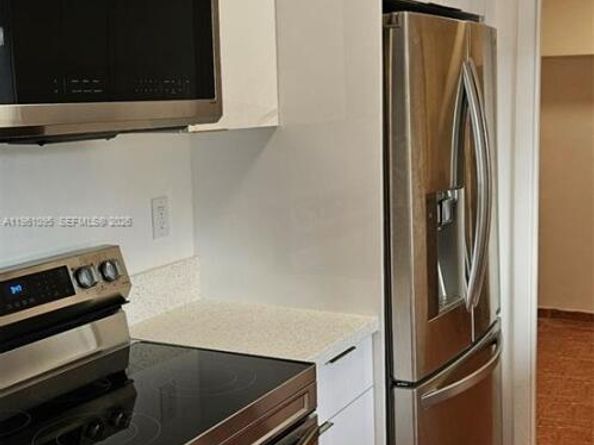 15360 SW 302nd St, Homestead FL 33033