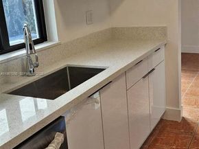 15360 SW 302nd St, Homestead FL 33033