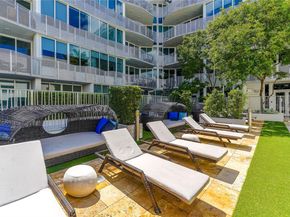 2100 Park Ave 201, Miami Beach FL 33139