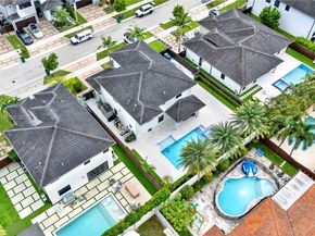 8935 NW 161st Ter, Miami Lakes FL 33018