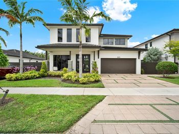 8935 NW 161st Ter