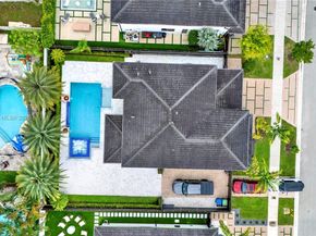 8935 NW 161st Ter, Miami Lakes FL 33018