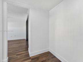 1881 Washington Ave 4A, Miami Beach FL 33139