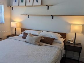 1881 Washington Ave 4A, Miami Beach FL 33139