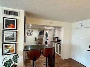 1881 Washington Ave 4A, Miami Beach FL 33139