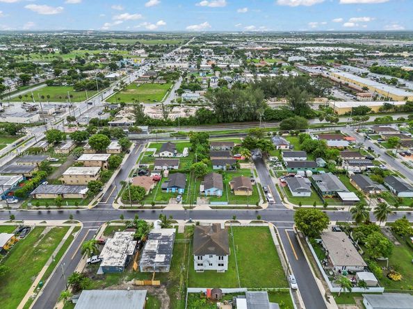 1514 NW 5th Ave, Florida City FL 33034