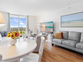 900 SW 8th St 1009, Miami FL 33130