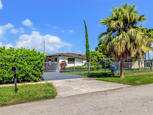 14465 SW 290th Ter, Homestead FL 33033