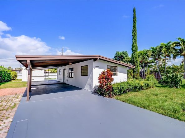 14465 SW 290th Ter, Homestead FL 33033