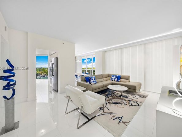 4779 Collins Ave 907, Miami Beach FL 33140