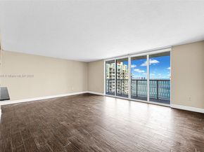 1200 Brickell Bay Dr 3501, Miami FL 33131