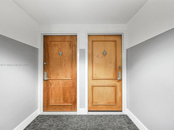 1200 Brickell Bay Dr 3501, Miami FL 33131