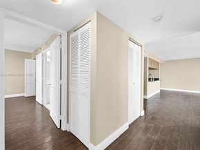 1200 Brickell Bay Dr 3501, Miami FL 33131
