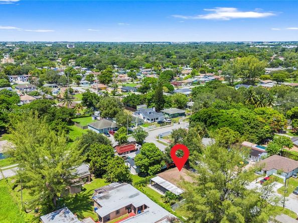 1330 NW 80th St, Miami FL 33147