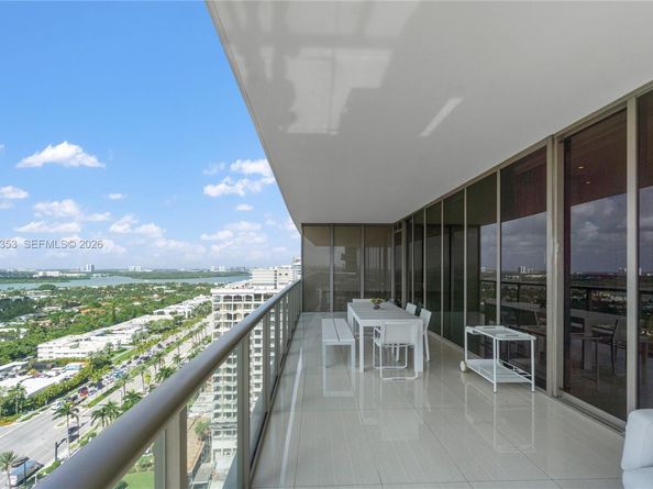 9705 Collins Ave 1905N, Bal Harbour FL 33154