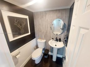 4400 Hillcrest Dr 1005A, Hollywood FL 33021
