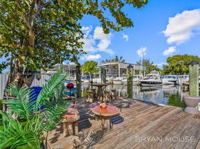 3341 NW 20th St, Miami FL 33142