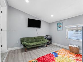 3341 NW 20th St, Miami FL 33142