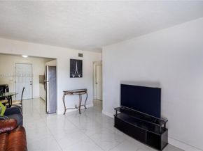 2651 NW 13th St 43, Miami FL 33125