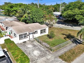 1310 N 24th Ave, Hollywood FL 33020