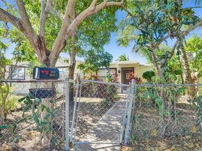 1310 N 24th Ave, Hollywood FL 33020