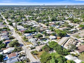 1310 N 24th Ave, Hollywood FL 33020