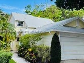 5366 214th Ct S