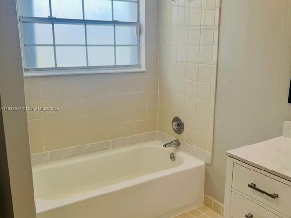 5366 214th Ct S, Boca Raton FL 33486