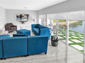 5602 White Cedar Ln, Tamarac FL 33319