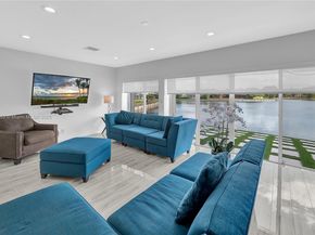 5602 White Cedar Ln, Tamarac FL 33319