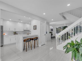 4737 NW 98th Pl, Doral FL 33178