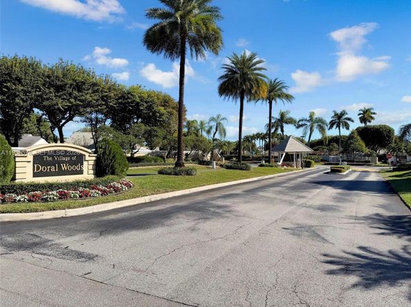 4737 NW 98th Pl, Doral FL 33178